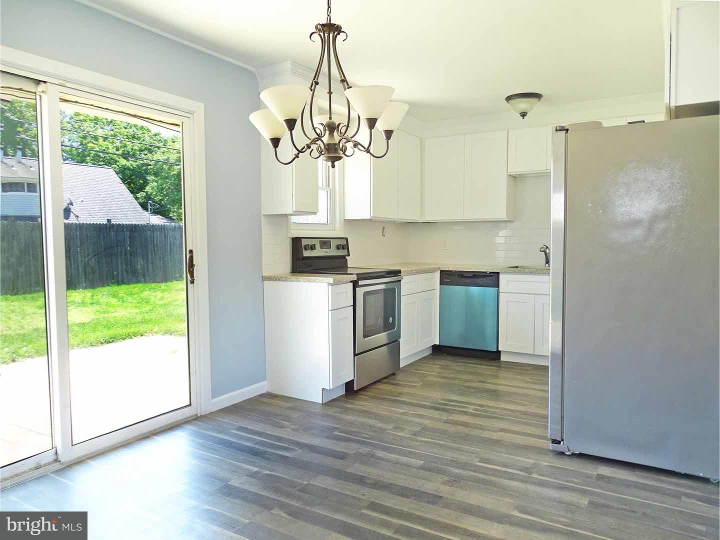 14 Jadewood Road Levittown, PA 19056 - Photo 8 of 24 Gallery Image 8