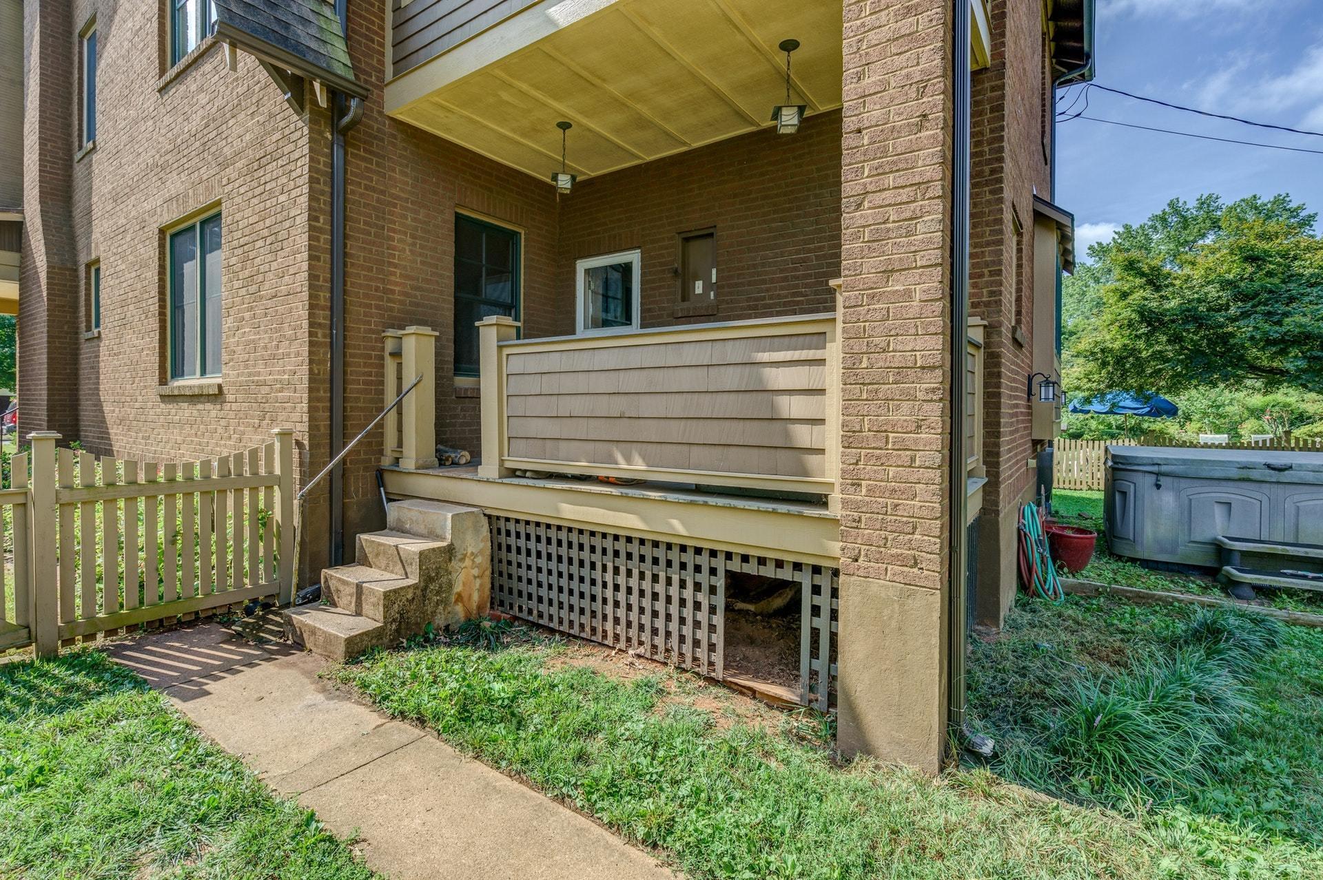 1859 Blenheim Road Southwest Roanoke, VA 24015 - Photo 40 of 49 040-324110-1859 Blenheim Road Southwest