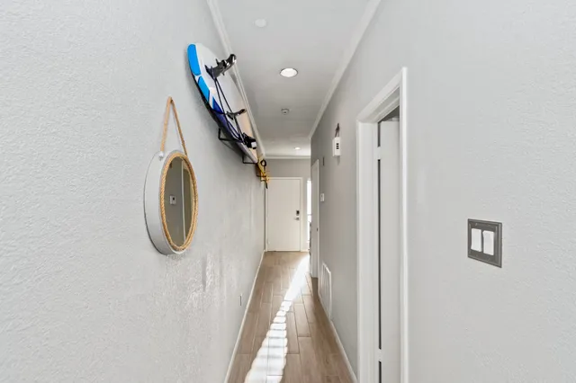 $230,000 | 351 Lakeside Lane, Unit 204, Houston, TX 77058