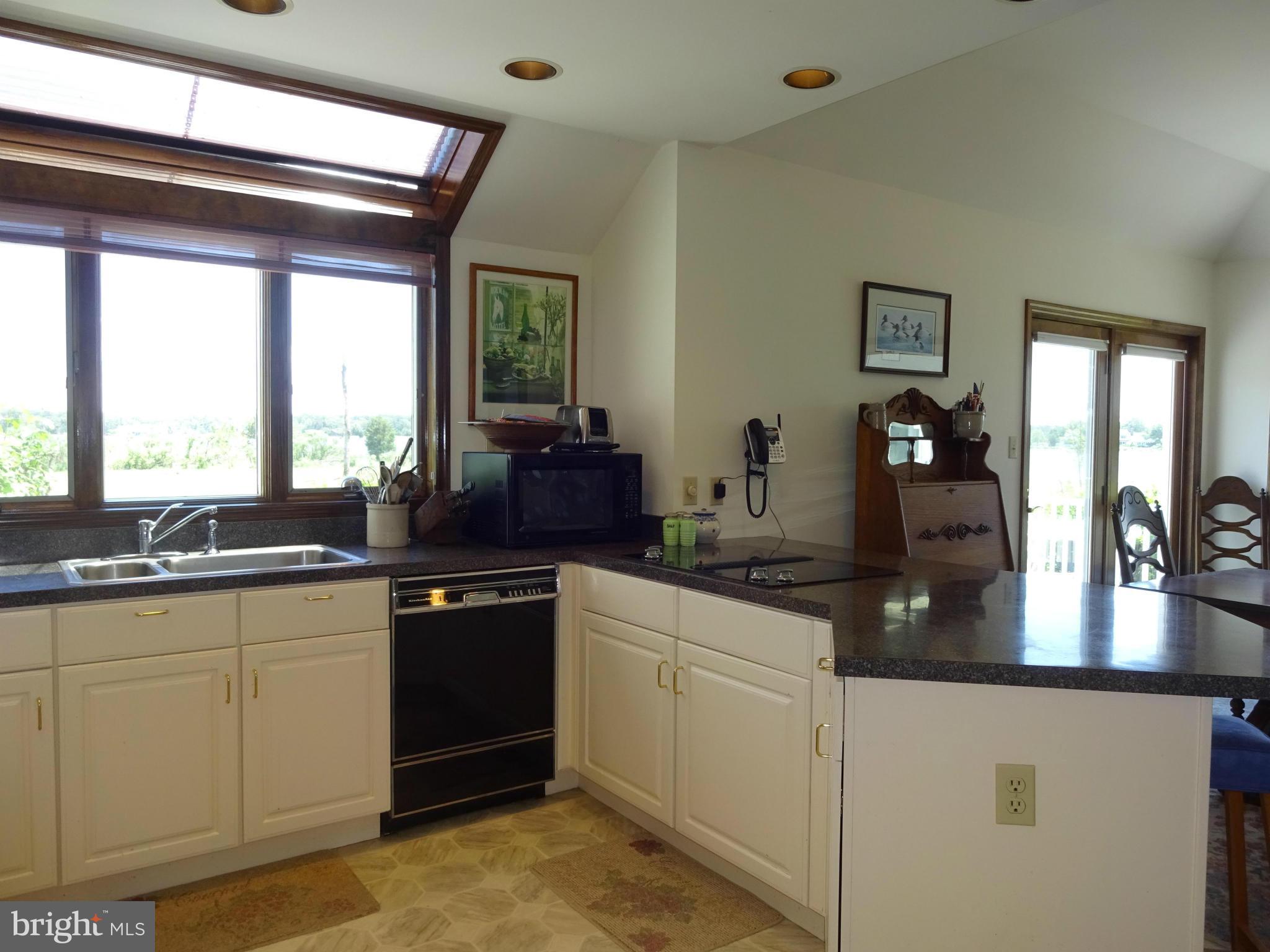 1665 Town Point Road Cambridge, MD 21613 - Photo 18 of 30 Kitchen