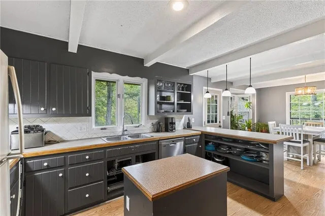 $475,000 | 5248 445 Street, King City, MO 64463