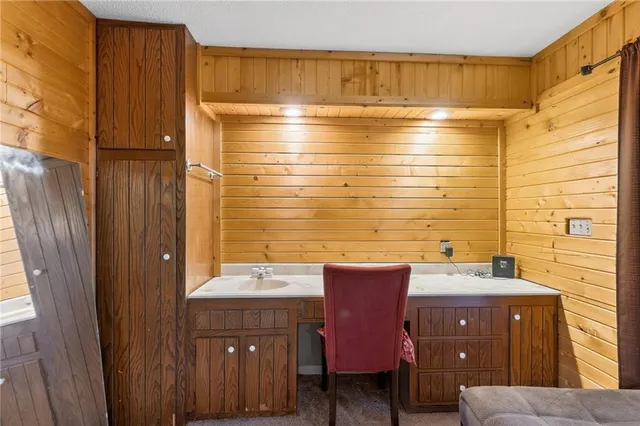 $475,000 | 5248 445 Street, King City, MO 64463