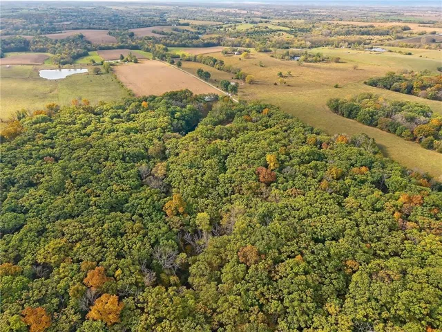 $475,000 | 5248 445 Street, King City, MO 64463