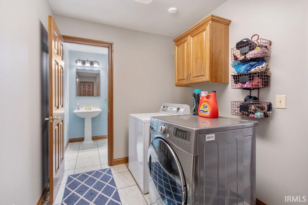 12631 300 South Greentown, IN 46936 - Photo 4 of 36