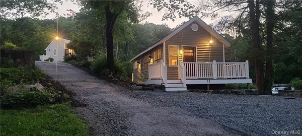 $2,600 | 11 Curry Road, Mahopac, NY 10541