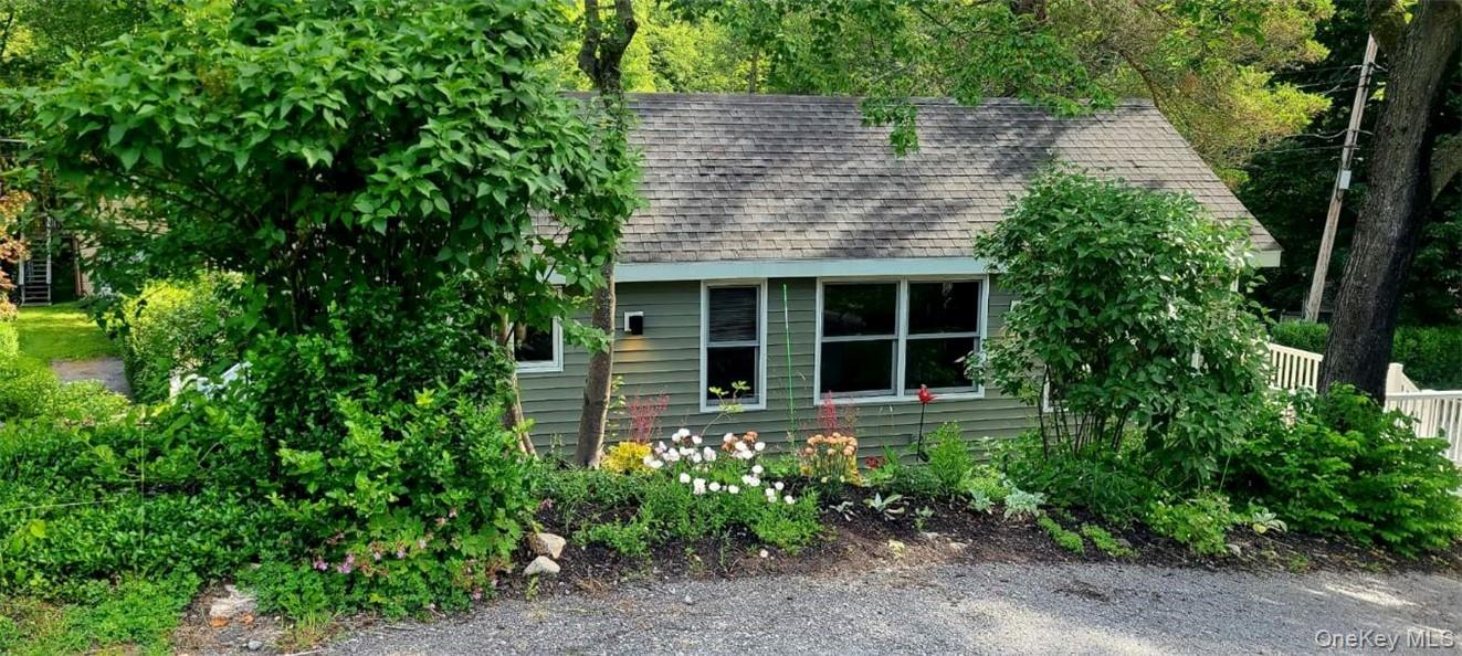 11 Curry Road Mahopac, NY 10541 - Photo 7 of 25 View of front of house