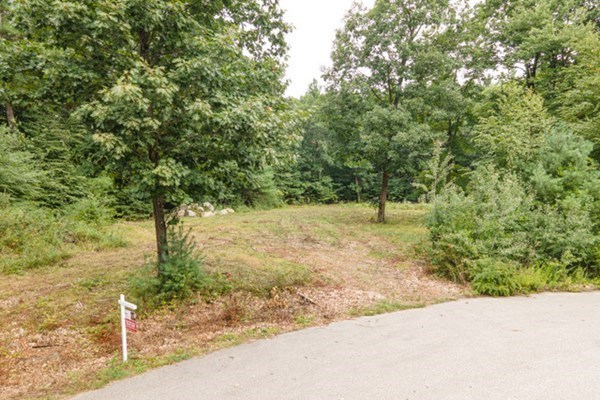 18 Haynes Road Boxford, MA 01921 - Photo 4 of 9 Gallery Image 4