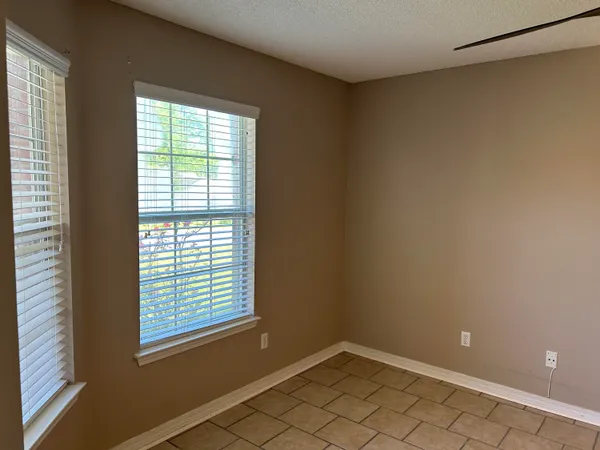 $289,500 | 2065 Winners Circle, Cantonment, FL 32533