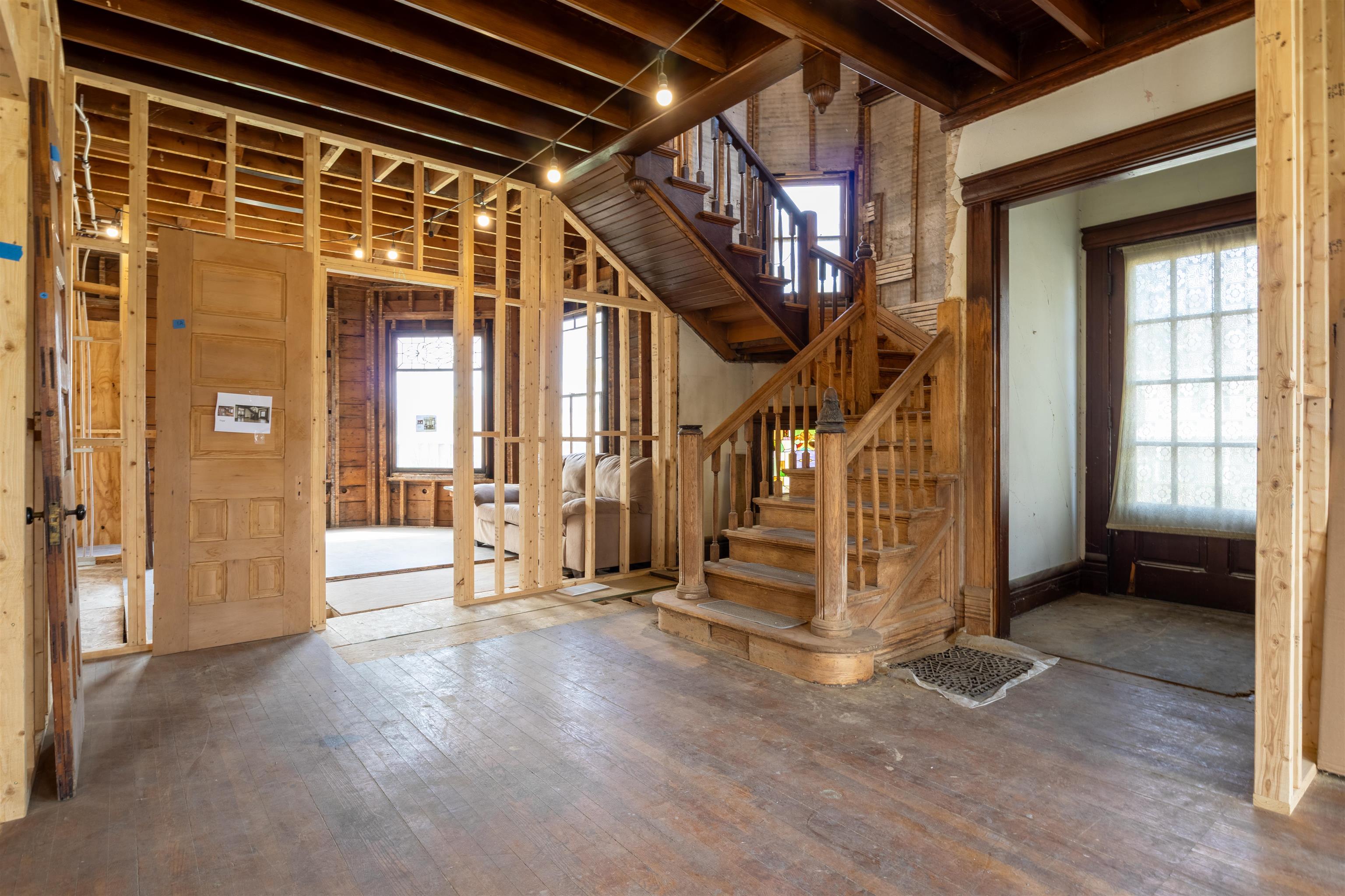 704 Ash Street Baraboo, WI 53913 - Photo 4 of 61