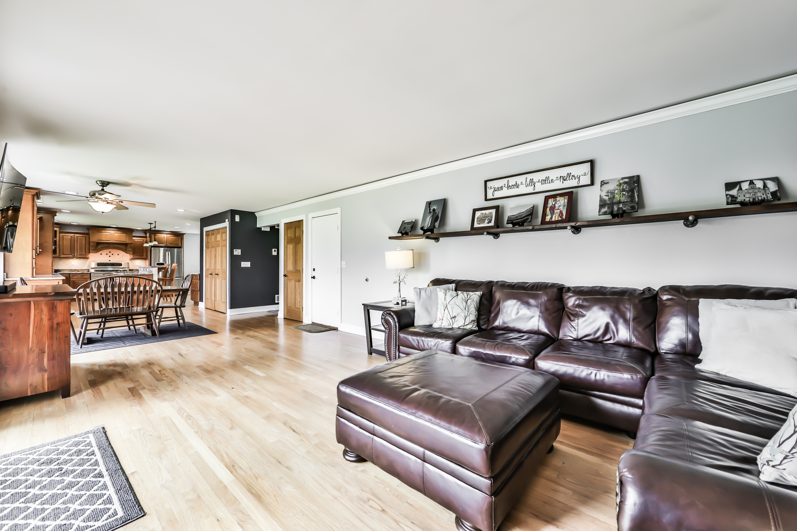 8001 William Drive Willowbrook, IL 60527 - Photo 16 of 44