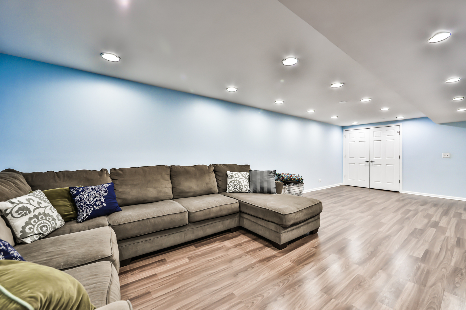 8001 William Drive Willowbrook, IL 60527 - Photo 23 of 44