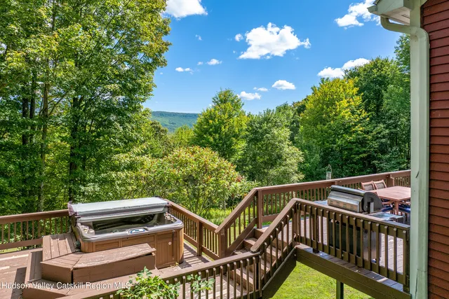 $735,000 | 207 Small Road, New Kingston, NY 12459