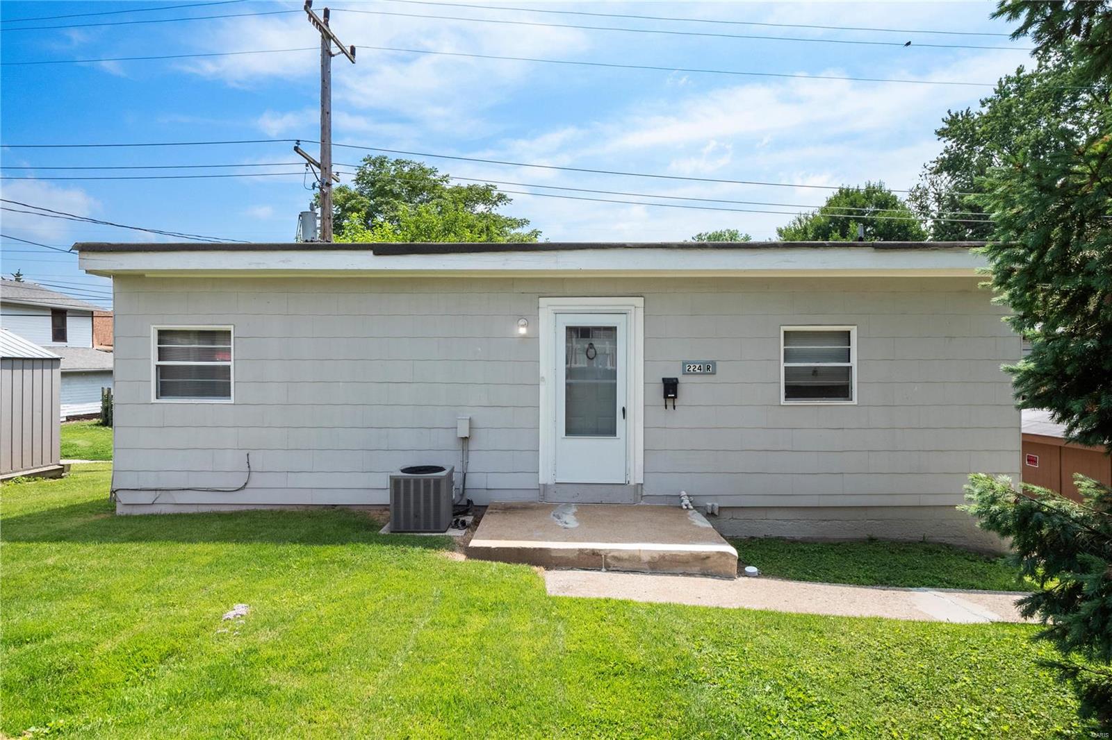 222 South Jackson Street Belleville, IL 62220 - Photo 2 of 9