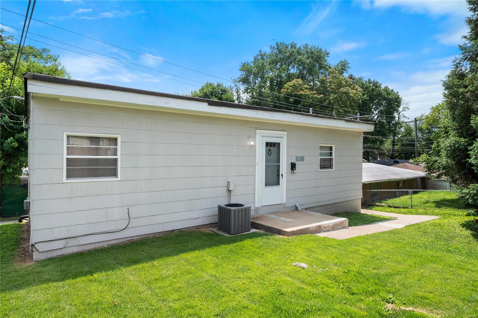 222 South Jackson Street Belleville, IL 62220 - Photo 8 of 9