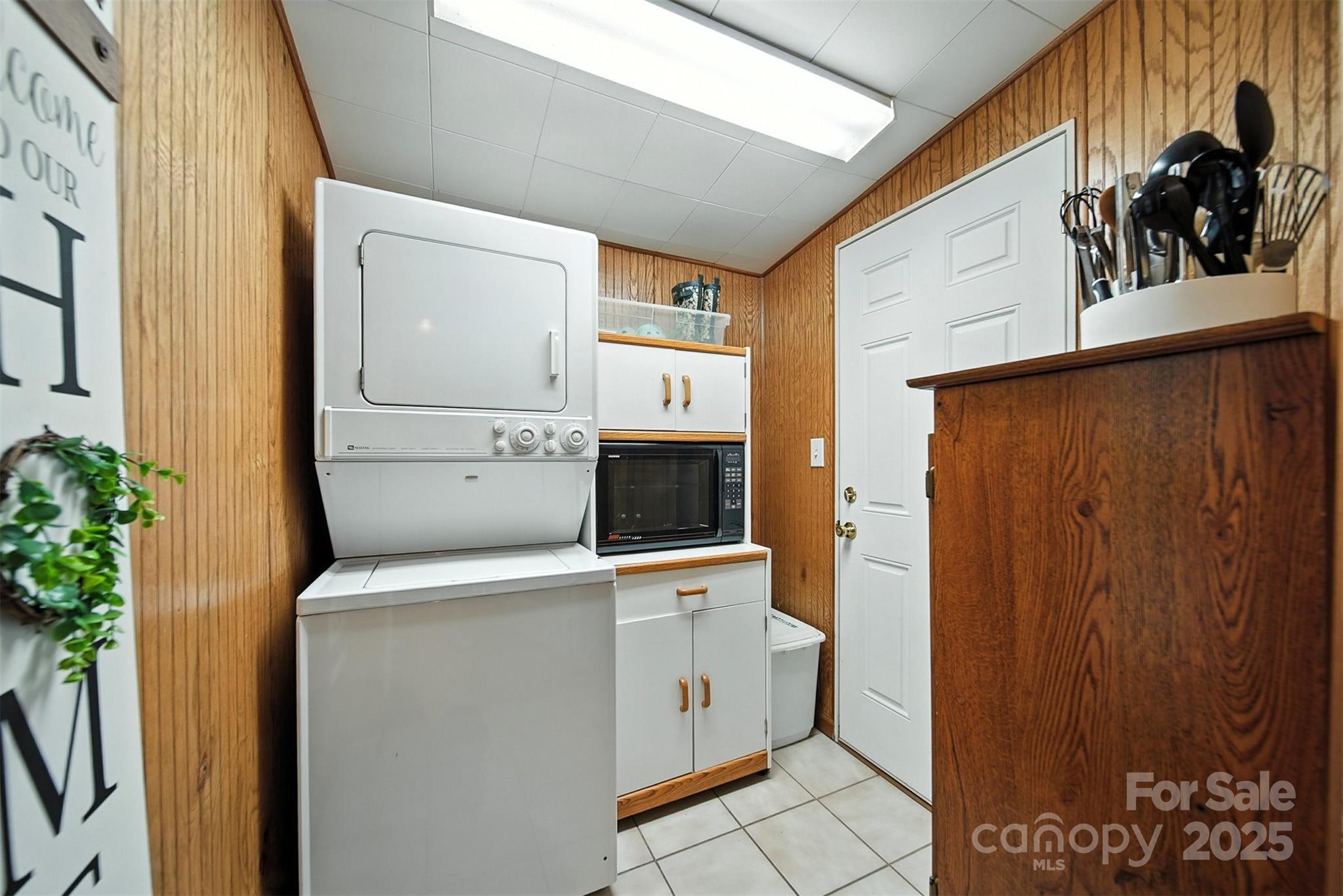 2606 Grant Road Hudson, NC 28638 - Photo 23 of 42