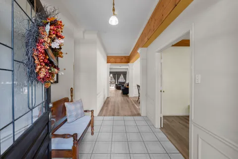 a view of entryway and hall