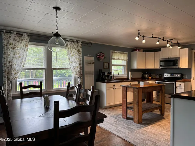 $245,000 | 38 3rd Avenue, Ticonderoga, NY 12883