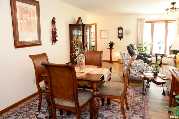 $160,000 | 2103 Maple Avenue, Macomb, IL 61455