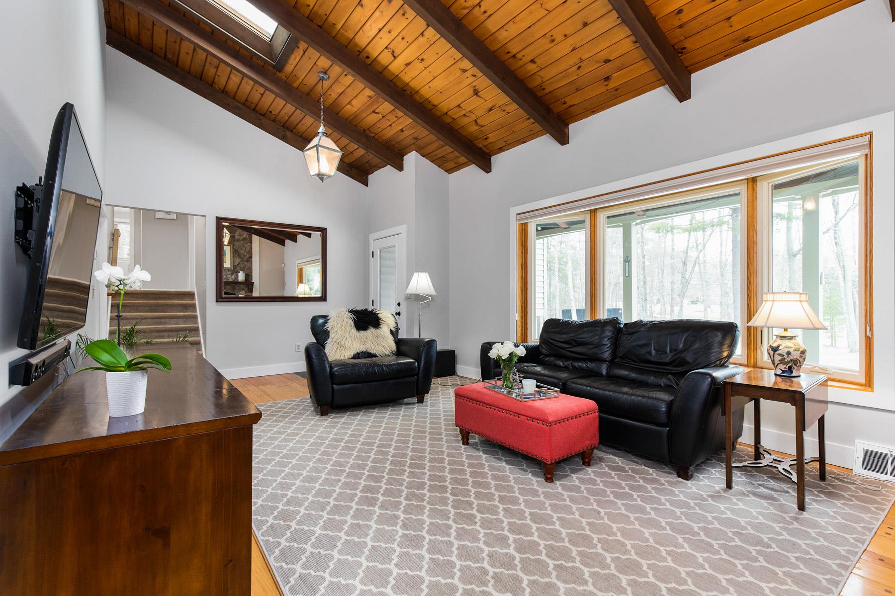 232 Tolend Road Dover, NH 03820 - Photo 7 of 40