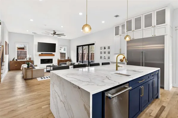 $1,695,000 | 5940 Bryan Parkway, Dallas, TX 75206