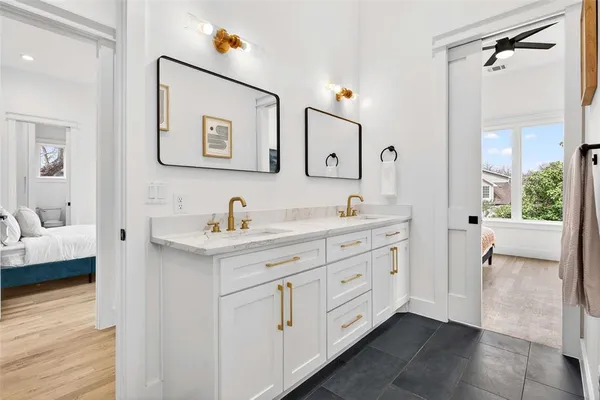 $1,695,000 | 5940 Bryan Parkway, Dallas, TX 75206
