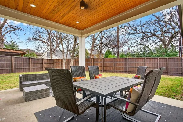 $1,695,000 | 5940 Bryan Parkway, Dallas, TX 75206