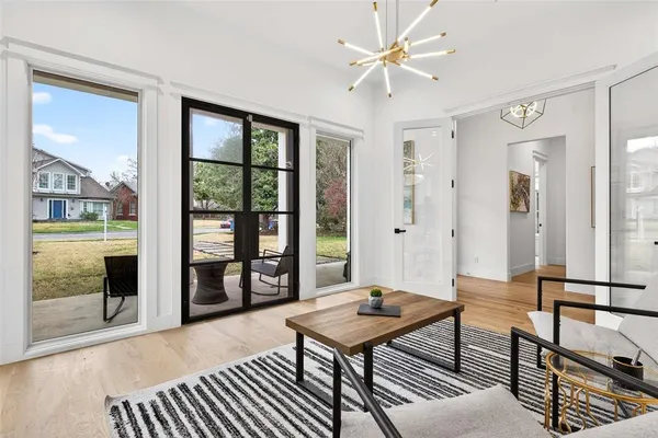$1,695,000 | 5940 Bryan Parkway, Dallas, TX 75206