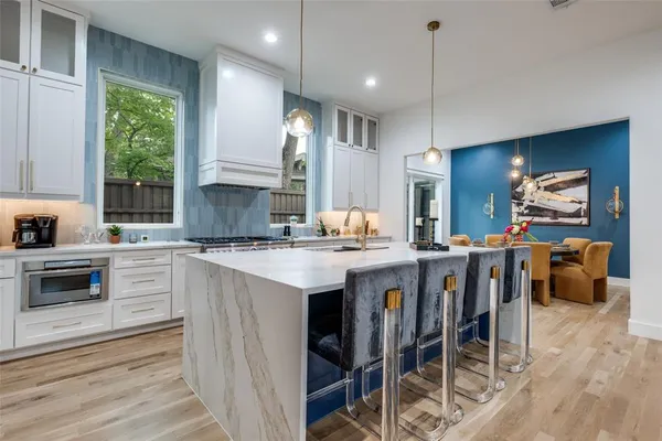 $1,695,000 | 5940 Bryan Parkway, Dallas, TX 75206