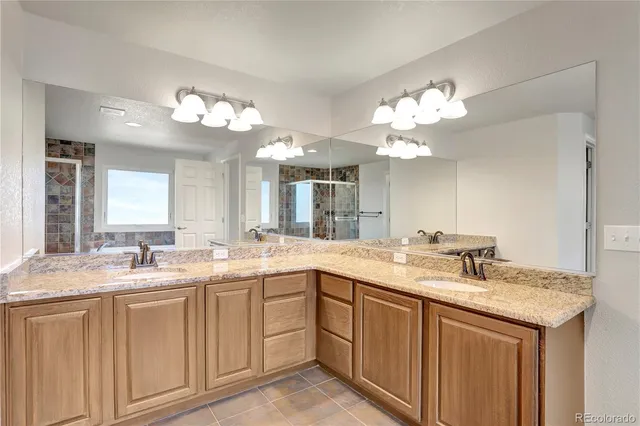 $824,900 | 22175 East Hinsdale Avenue, Aurora, CO 80016