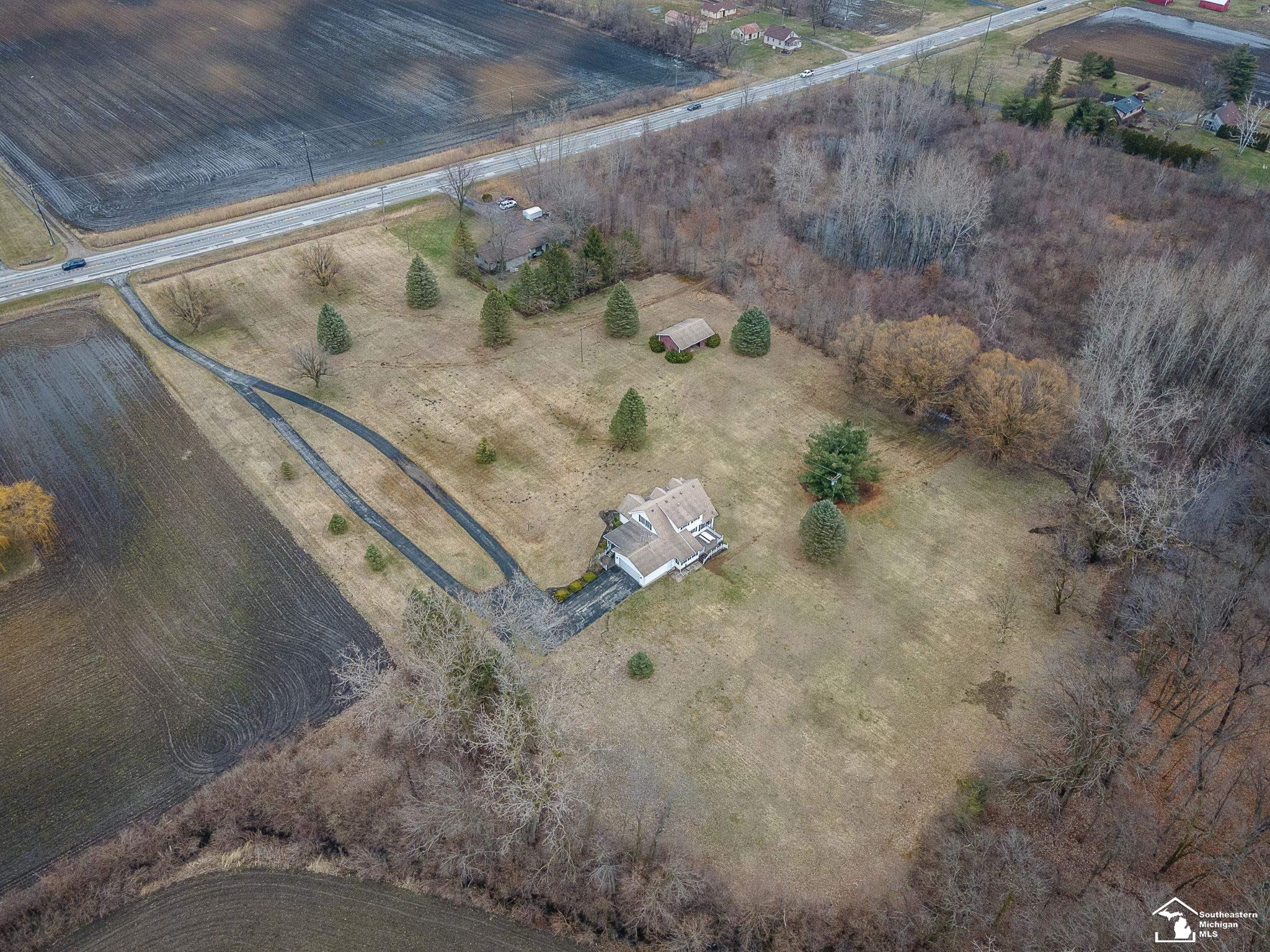 12193 South Custer Road Dundee, MI 48131 - Photo 43 of 46