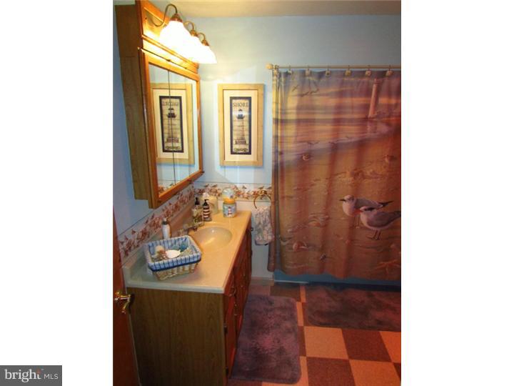 3190 Sterner Mill Road Quakertown, PA 18951 - Photo 20 of 25 Bathroom