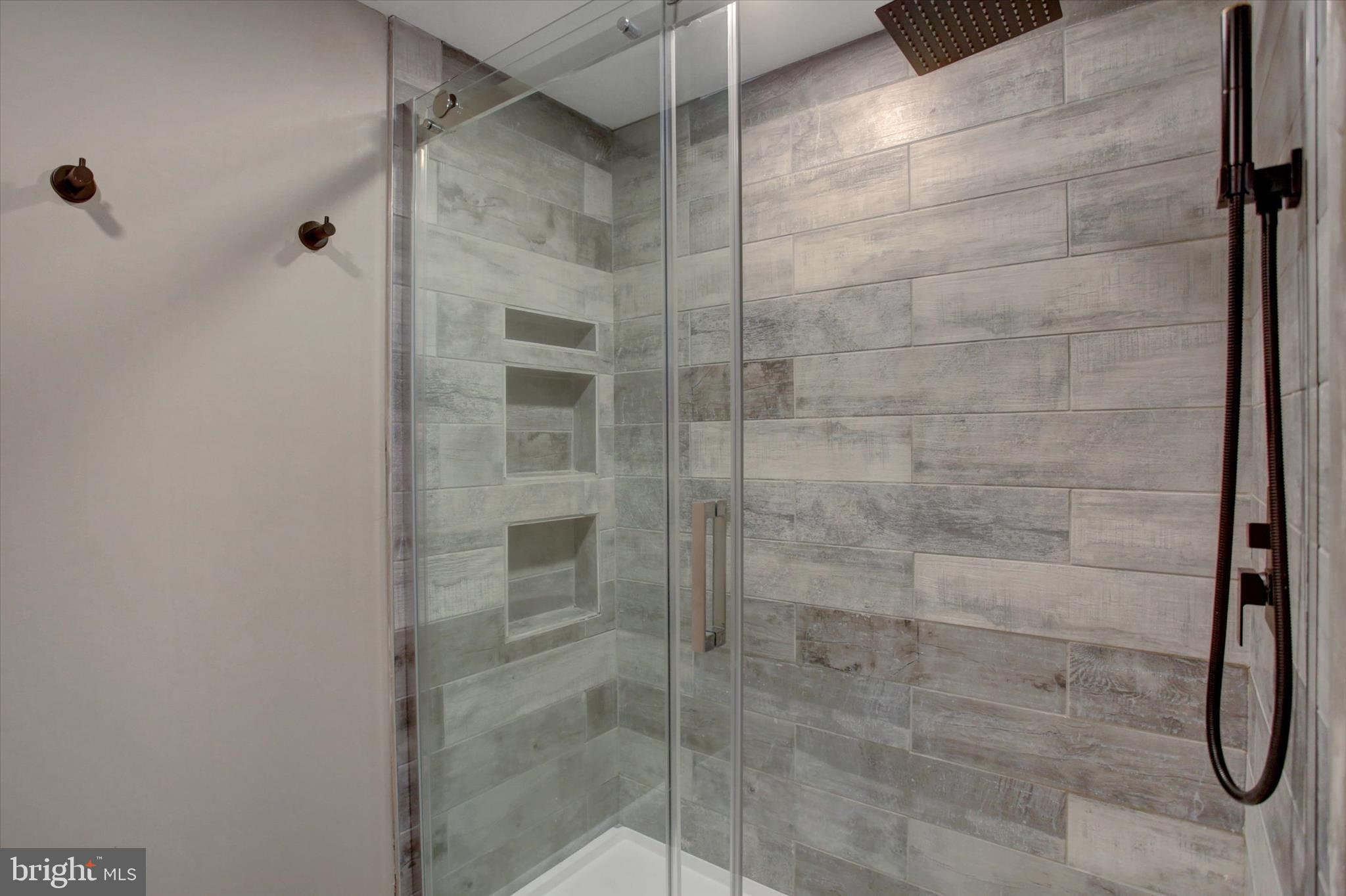 1611 Pine Road Carlisle, PA 17015 - Photo 32 of 45 a bathroom with a shower