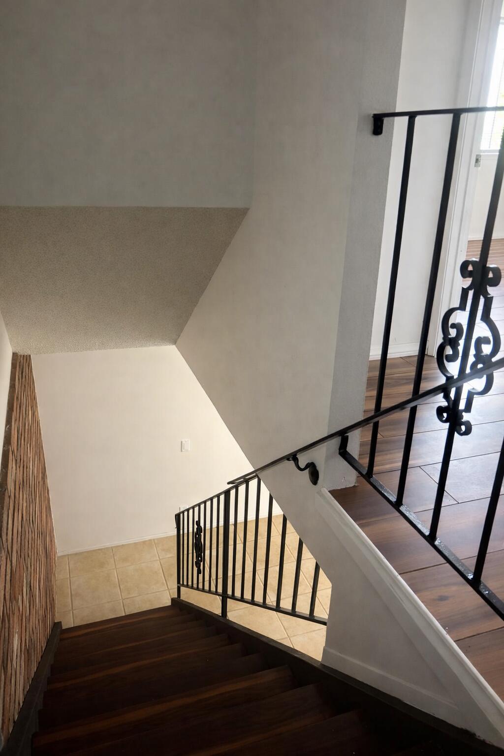 5935 Hickory Street, Unit 3 Carpinteria, CA 93013 - Photo 7 of 10 a view of entryway