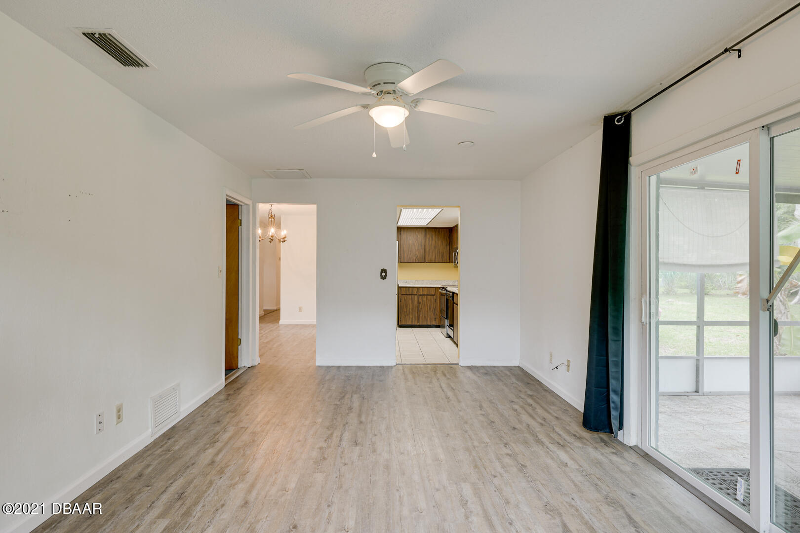 231 Sanchez Avenue Ormond Beach, FL 32174 - Photo 8 of 25 Family Room
