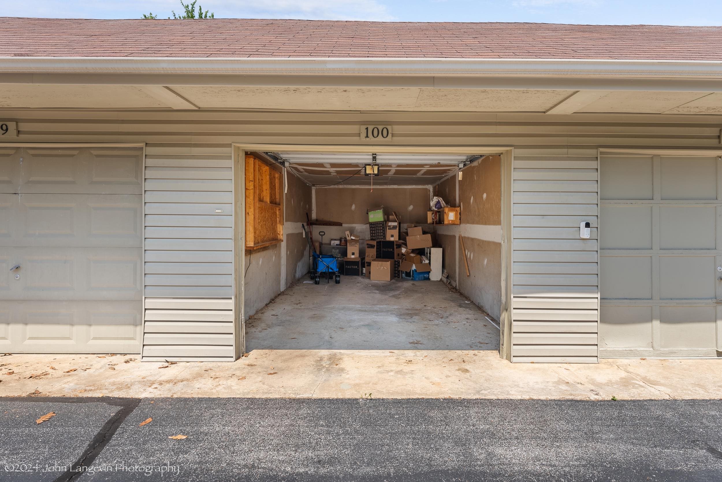 3118 Knob Hill Road Lakeland, TN 38002 - Photo 26 of 27 View of garage