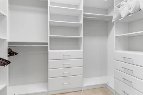 $5,895,000 | 526 Point Lane, Vero Beach, FL 32963