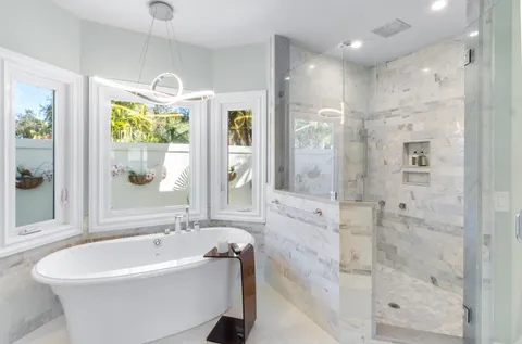 $5,895,000 | 526 Point Lane, Vero Beach, FL 32963