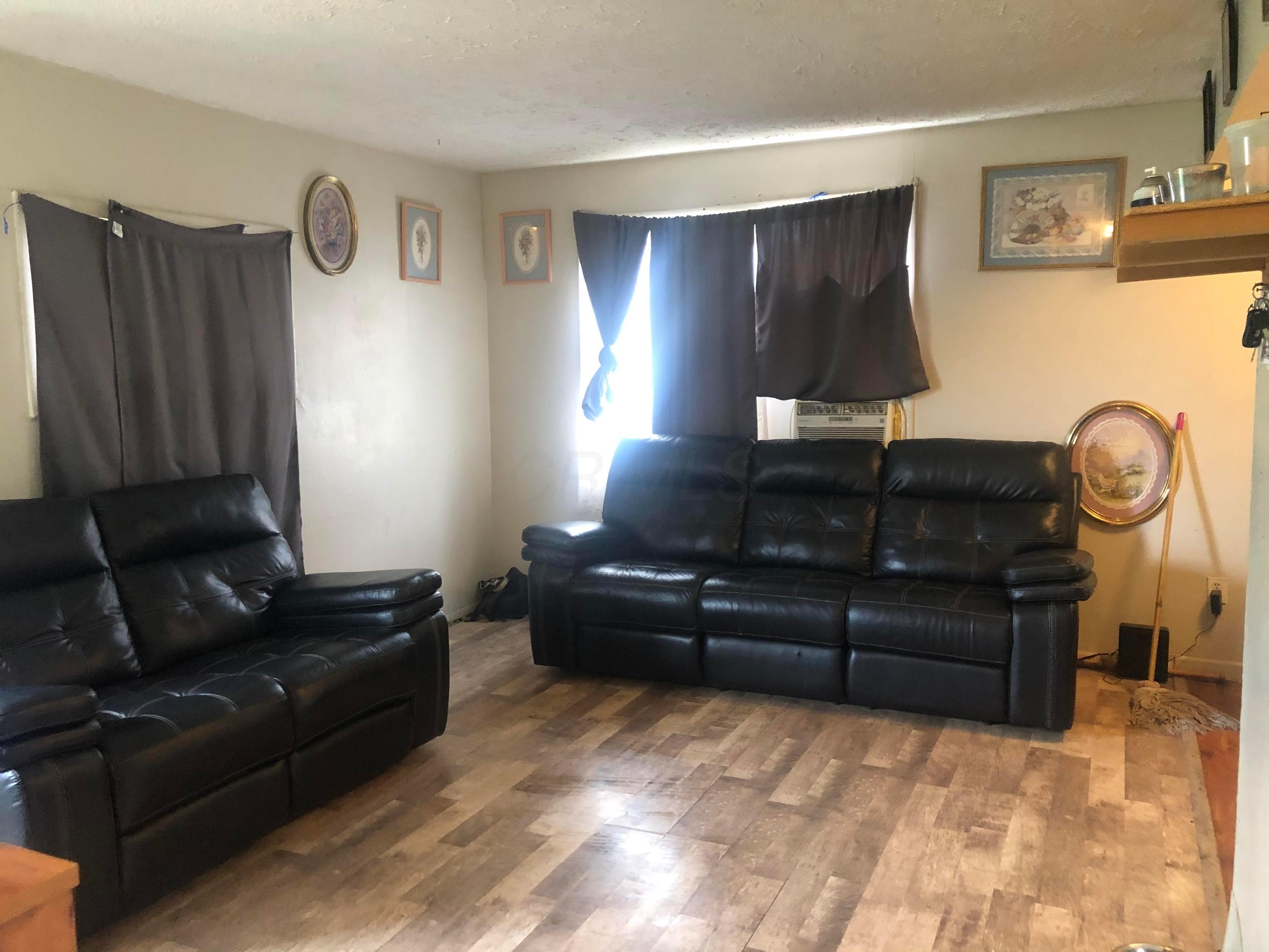 672-674 Derrer Road Columbus, OH 43204 - Photo 2 of 16 Gallery Image 2