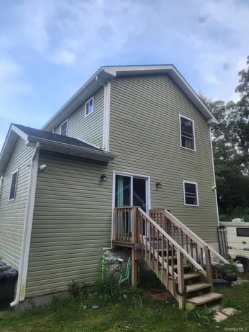 $525,000 | 14 Hickory Street, Wyandanch, NY 11704