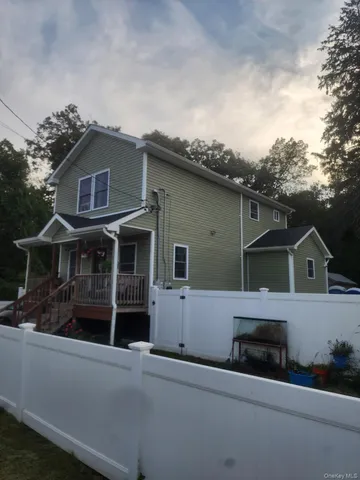 $525,000 | 14 Hickory Street, Wyandanch, NY 11704