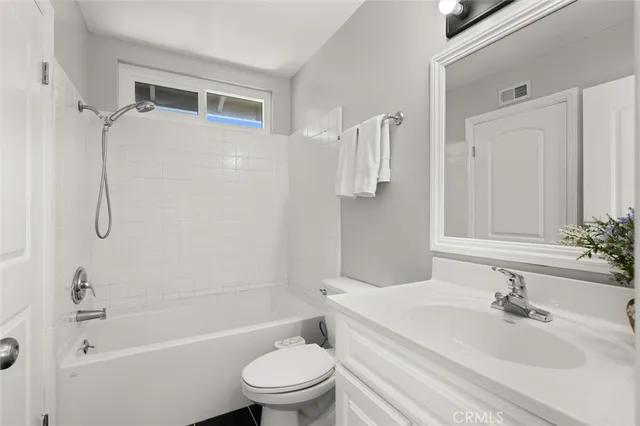 $1,748,000 | 5011 Yearling Avenue, Irvine, CA 92604