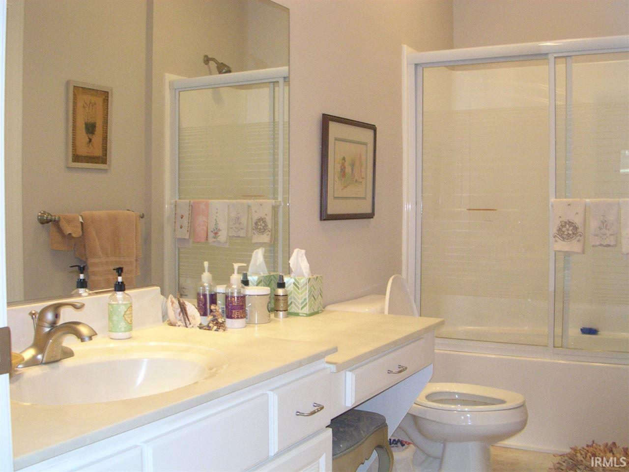 8256 East North Road Syracuse, IN 46567 - Photo 23 of 24 Gallery Image 23