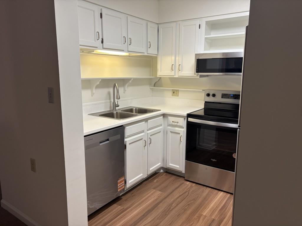 1800 Clairmont Lake, Unit 124 Decatur, GA 30033 - Photo 9 of 22