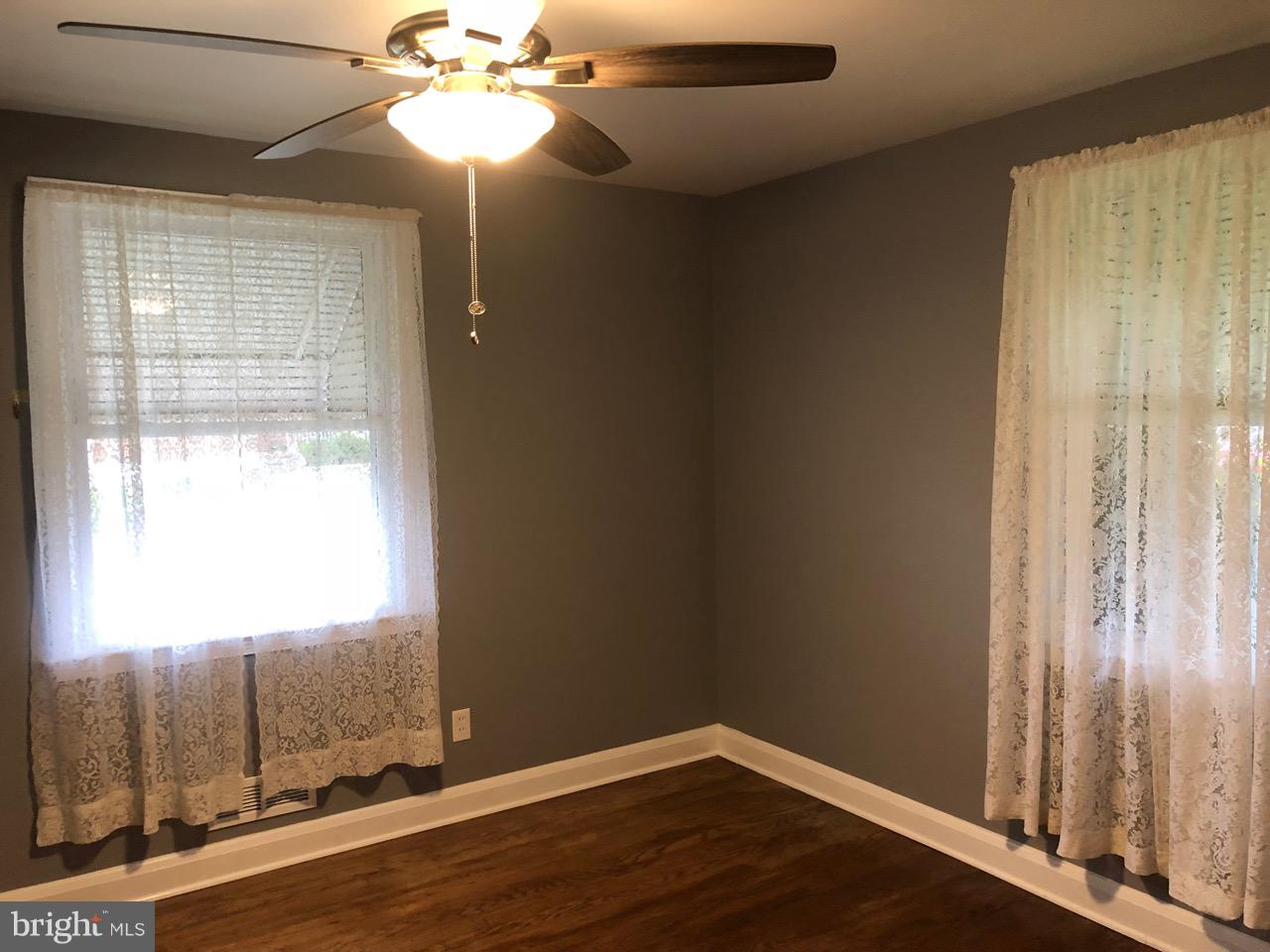 1832 Weyburn Road Rosedale, MD 21237 - Photo 8 of 31
