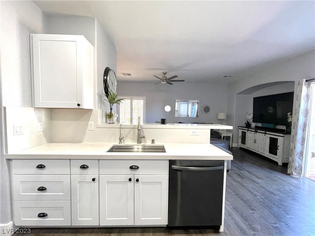 251 Integrity Ridge Drive Henderson, NV 89052 - Photo 14 of 52