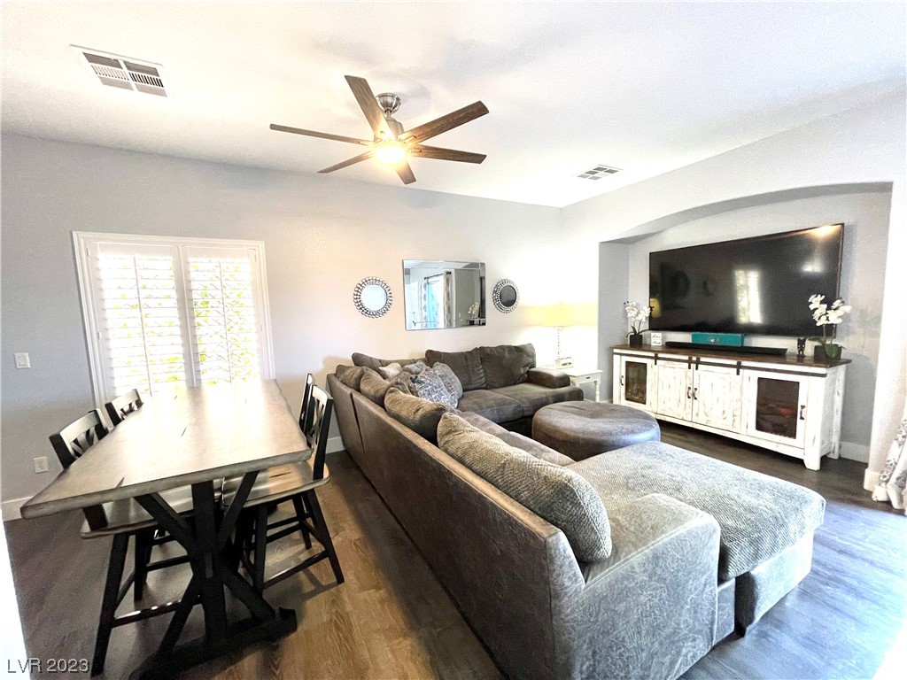 251 Integrity Ridge Drive Henderson, NV 89052 - Photo 7 of 52