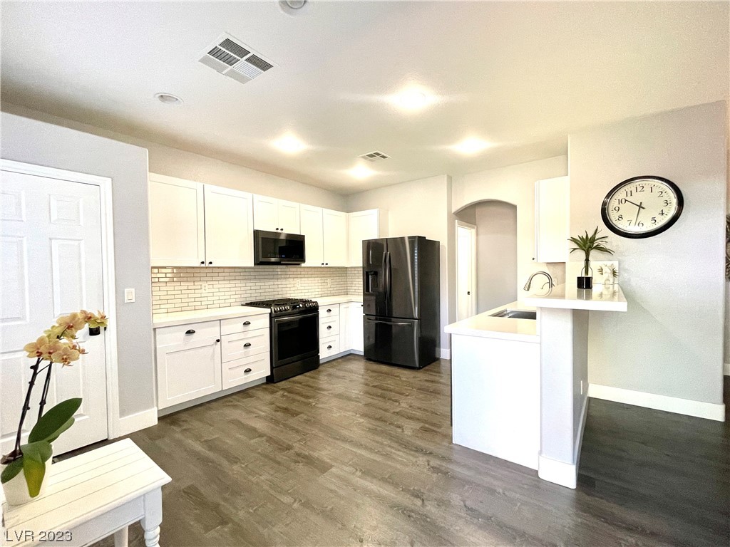 251 Integrity Ridge Drive Henderson, NV 89052 - Photo 10 of 52