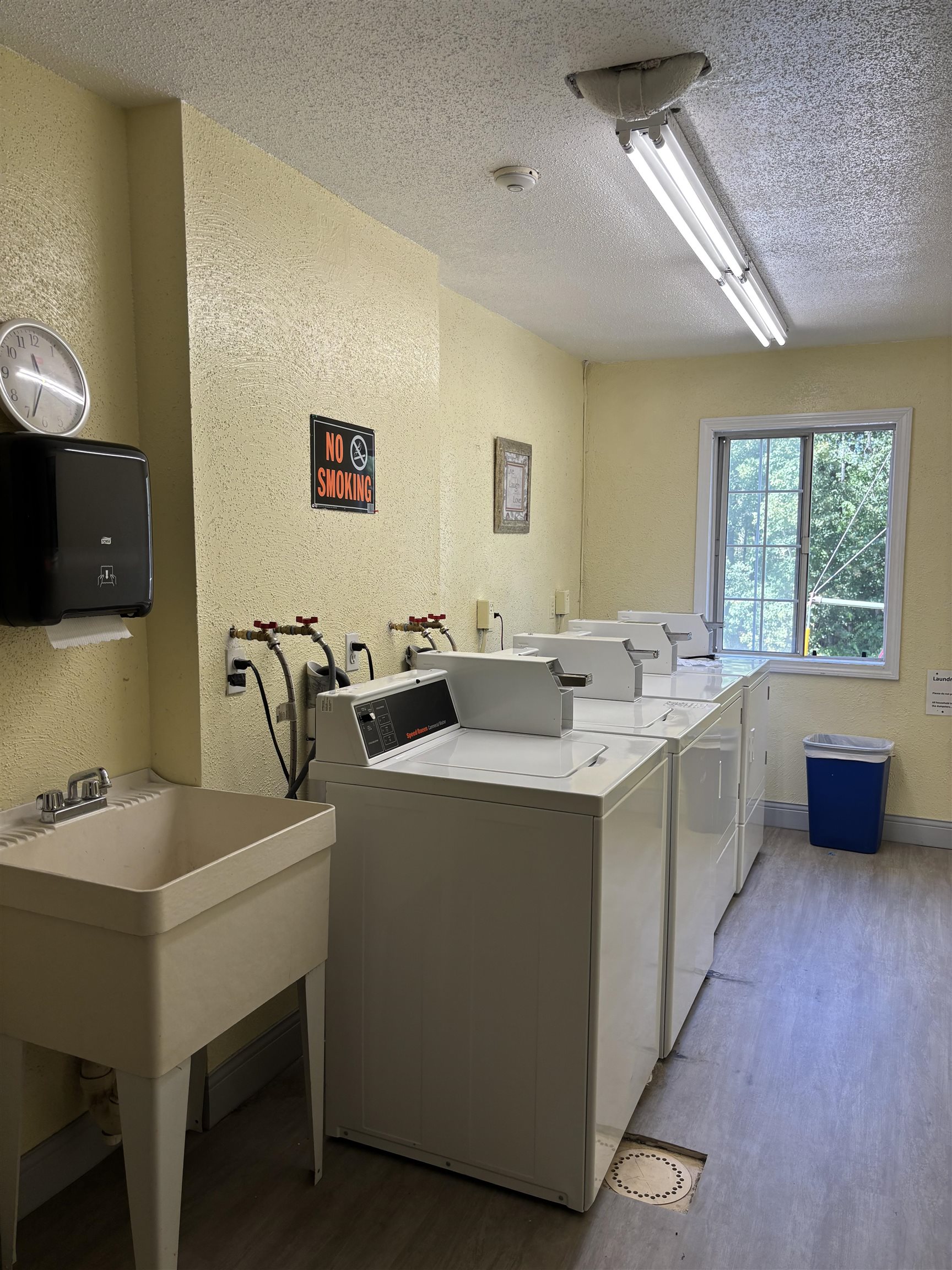 379 Huse Road, Unit 26 Manchester, NH 03103 - Photo 12 of 16