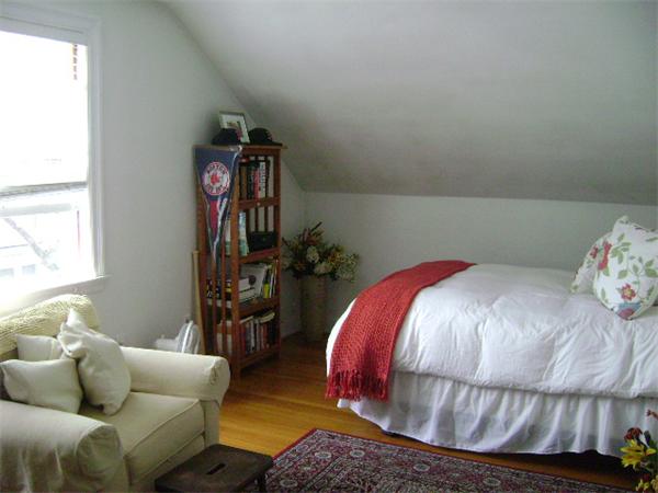 44 Sevinor Road Marblehead, MA 01945 - Photo 13 of 17 a living room with furniture