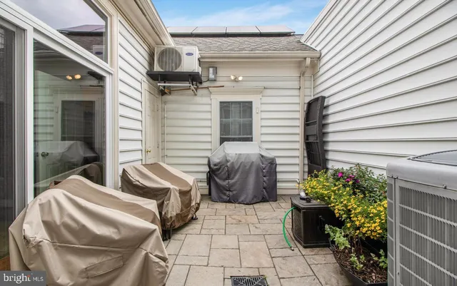 $4,700 | 913 Pleasant Drive, Rockville, MD 20850